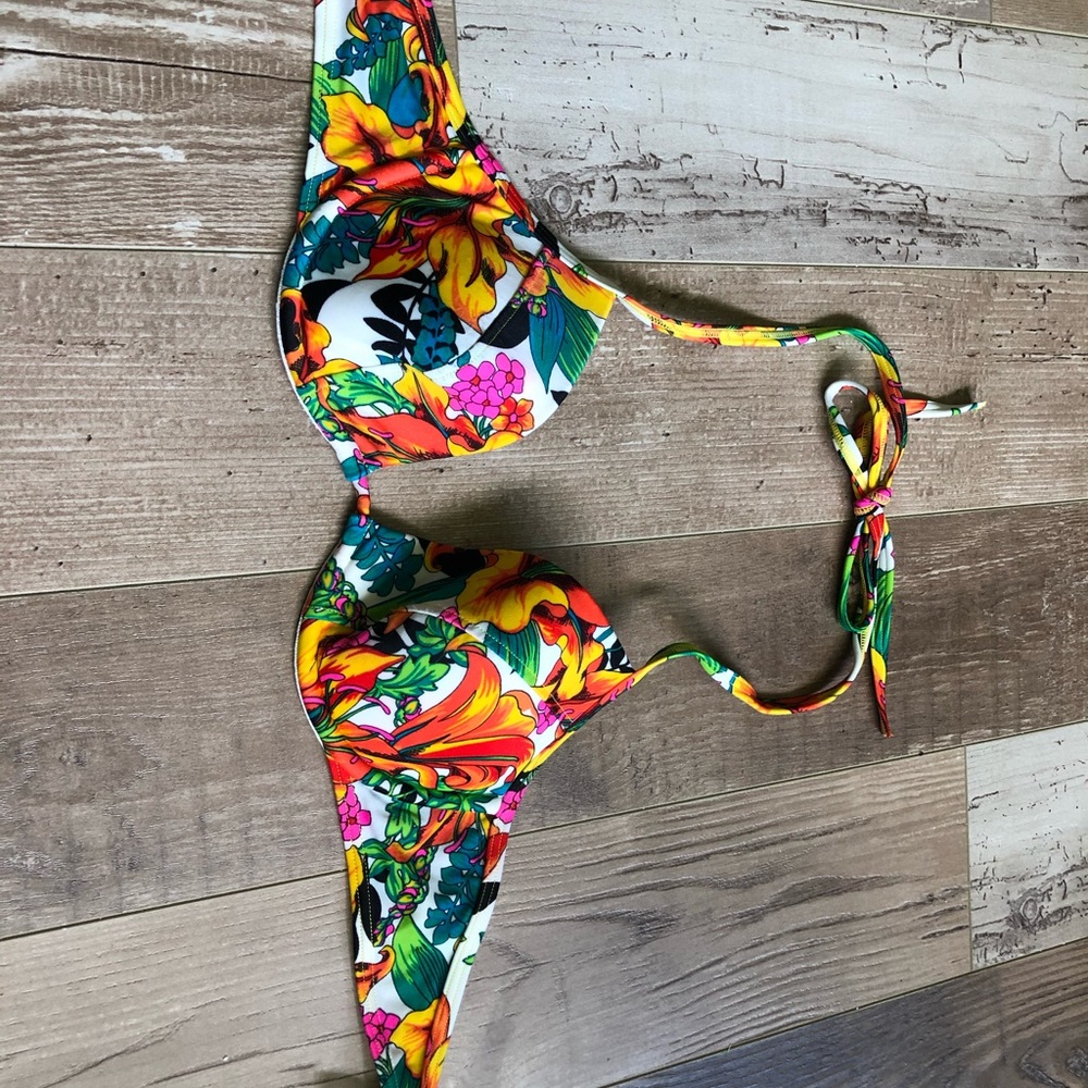 Victoria Secret Bathing Suit Top